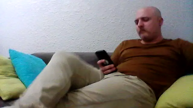Snapshot of QueueFrenchie chatting on 21, 10, 2025 QueueFrenchie online show from 21, 10, 2025