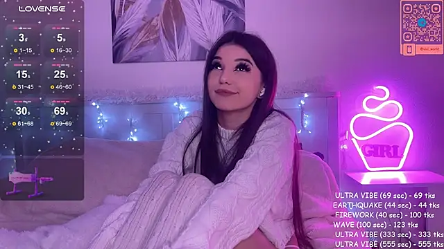 Veronica leal online show from 8, 1, 2025