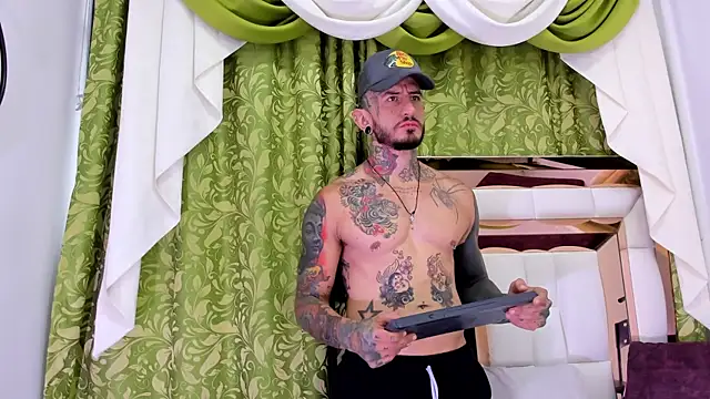 dilan scootk  online show from 26, 10, 2025