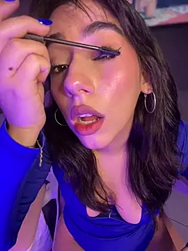 veronicaapink online show from 31, 1, 2025