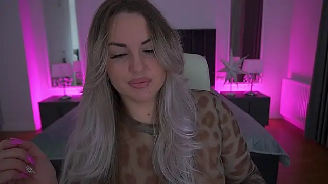 KiraCandyS online show from 19, 2, 2026