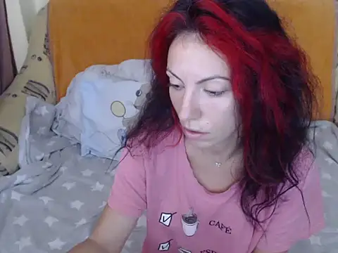 Snapshot of Emmatoo chatting on 11, 9, 2025 Emmatoo online show from 11, 9, 2025