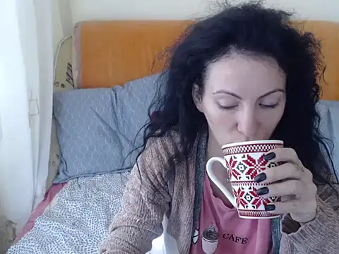 Snapshot of Emmatoo chatting on 31, 10, 2025 Emmatoo online show from 31, 10, 2025