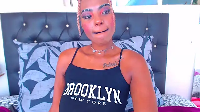 Snapshot of SAVAGExBOO chatting on 13, 12, 2024 SAVAGExBOO online show from 13, 12, 2024