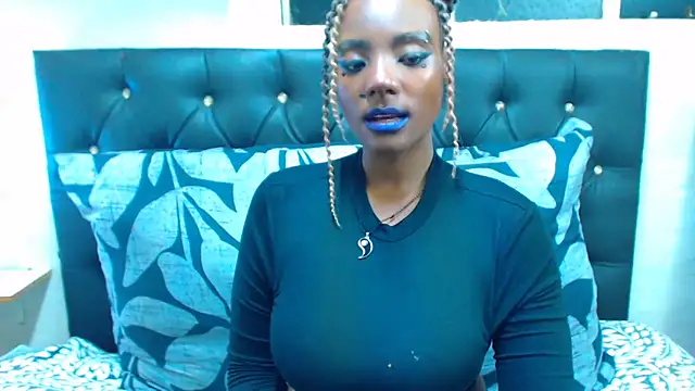 Snapshot of SAVAGExBOO chatting on 16, 12, 2024 SAVAGExBOO online show from 16, 12, 2024