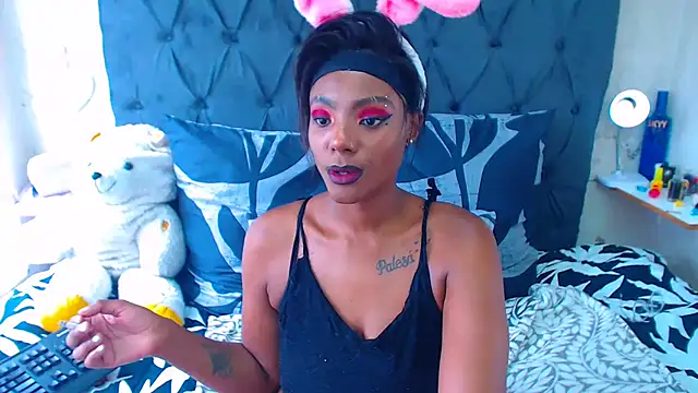 Snapshot of SAVAGExBOO chatting on 1, 1, 2025 SAVAGExBOO online show from 1, 1, 2025