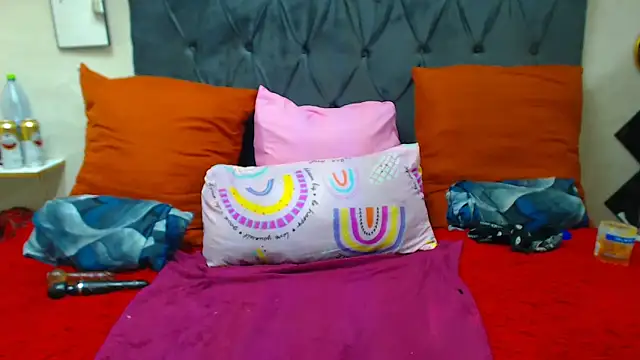 Snapshot of SAVAGExBOO chatting on 10, 3, 2025 SAVAGExBOO online show from 10, 3, 2025