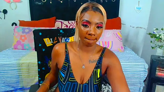 Snapshot of SAVAGExBOO chatting on 10, 9, 2025 SAVAGExBOO online show from 10, 9, 2025