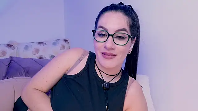 Pamela Rosal online show from 11, 9, 2025