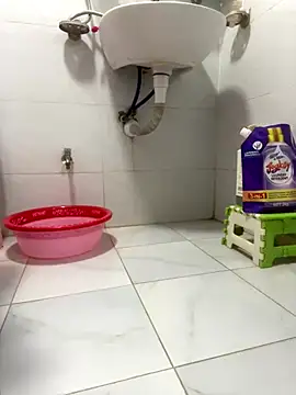 -SingleMom- online show from 18, 9, 2025