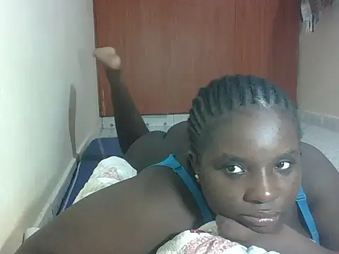 hotebbbyy online show from 18, 4, 2026