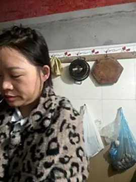 Snapshot of Hellen_111 chatting on 4, 3, 2026 Hellen 111 online show from 4, 3, 2026