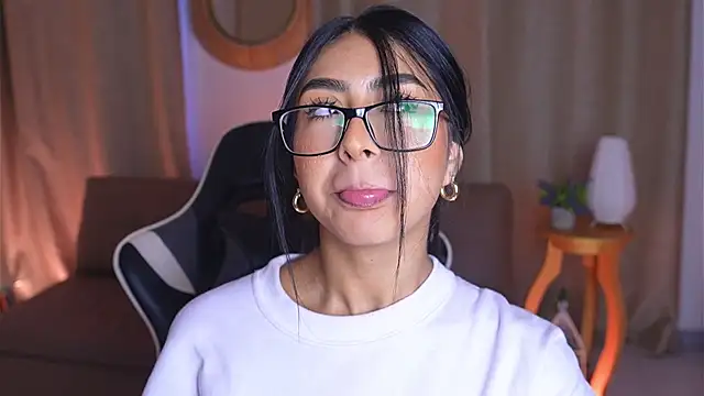 Snapshot of Sara_albrecht chatting on 21, 1, 2025 Sara albrecht online show from 21, 1, 2025