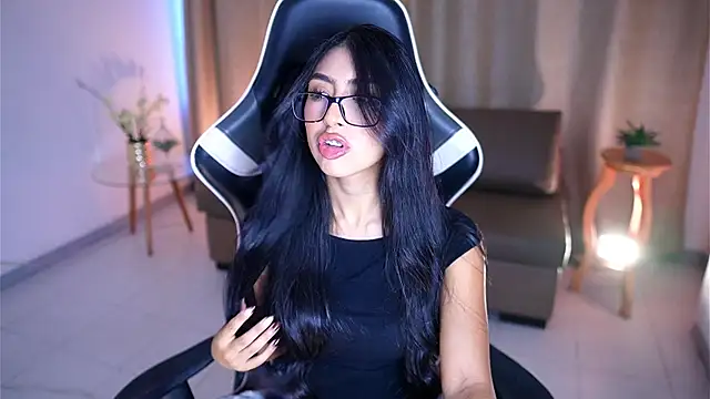 Snapshot of Sara_albrecht chatting on 6, 3, 2025 Sara albrecht online show from 6, 3, 2025