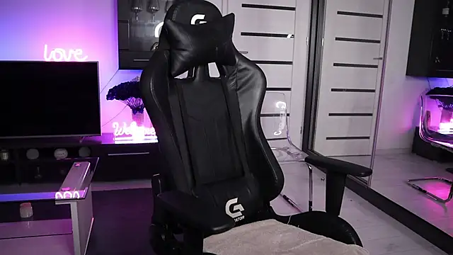 Snapshot of Beauty_Anne chatting on 26, 11, 2025 Beauty Anne online show from 26, 11, 2025