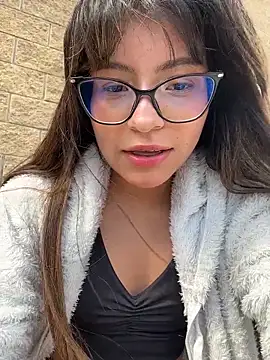 Lily candy X online show from 20, 2, 2026