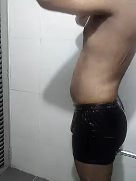 Snapshot of hottboy_39 chatting on 23, 10, 2025 hottboy 39 online show from 23, 10, 2025