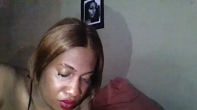 Snapshot of Moorella1 chatting on 27, 9, 2025 Moorella1 online show from 27, 9, 2025