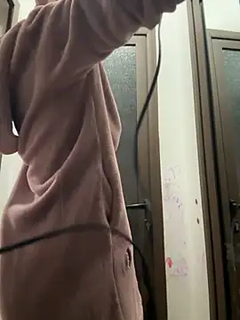 tanyagrey online show from 3, 10, 2025