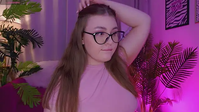 Snapshot of Mia__Peach chatting on 26, 2, 2025 Mia Peach online show from 26, 2, 2025