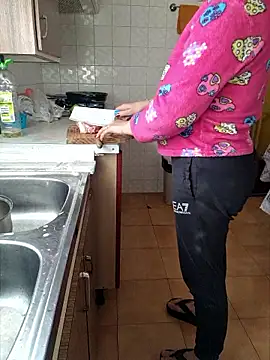 lamorbosa37 online show from 14, 1, 2026