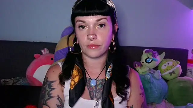 Marcelinegoddess online show from 15, 9, 2025