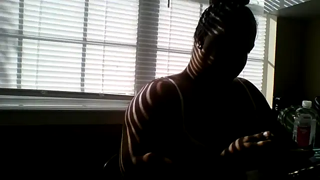 Snapshot of Badgirlbrittt chatting on 3, 12, 2025 Badgirlbrittt online show from 3, 12, 2025