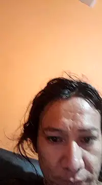 miicheele32 online show from 3, 2, 2025