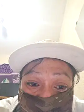 miicheele32 online show from 7, 1, 2026