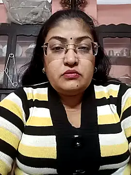 Snapshot of LAVERNIYA_ chatting on 23, 12, 2024 LAVERNIYA  online show from 23, 12, 2024