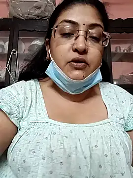 Snapshot of LAVERNIYA_ chatting on 11, 1, 2025 LAVERNIYA  online show from 11, 1, 2025