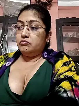 Snapshot of LAVERNIYA_ chatting on 11, 1, 2025 LAVERNIYA  online show from 11, 1, 2025