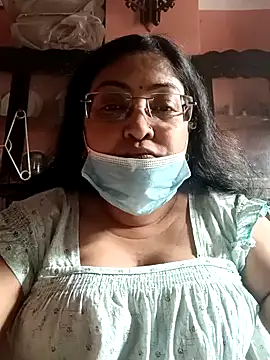 Snapshot of LAVERNIYA_ chatting on 13, 1, 2025 LAVERNIYA  online show from 13, 1, 2025