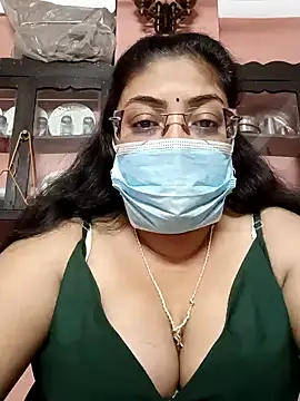 Snapshot of LAVERNIYA_ chatting on 13, 2, 2025 LAVERNIYA  online show from 13, 2, 2025