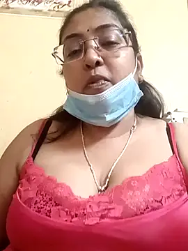 Snapshot of LAVERNIYA_ chatting on 15, 2, 2025 LAVERNIYA  online show from 15, 2, 2025