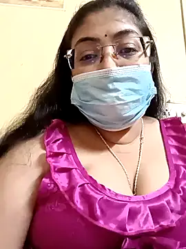 Snapshot of LAVERNIYA_ chatting on 16, 2, 2025 LAVERNIYA  online show from 16, 2, 2025