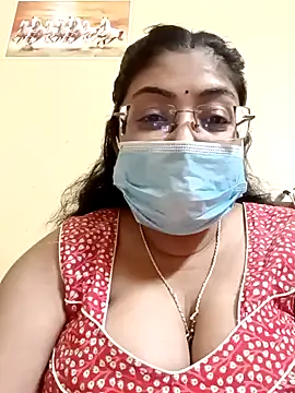 Snapshot of LAVERNIYA_ chatting on 17, 2, 2025 LAVERNIYA  online show from 17, 2, 2025