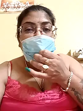 Snapshot of LAVERNIYA_ chatting on 27, 2, 2025 LAVERNIYA  online show from 27, 2, 2025