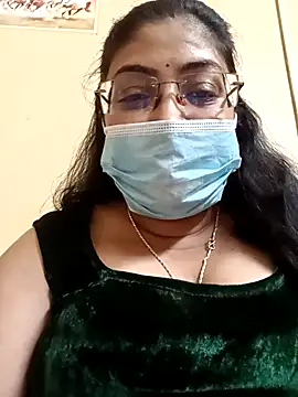 Snapshot of LAVERNIYA_ chatting on 5, 3, 2025 LAVERNIYA  online show from 5, 3, 2025