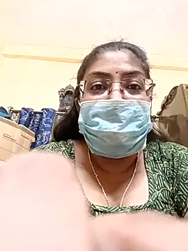 Snapshot of LAVERNIYA_ chatting on 20, 3, 2025 LAVERNIYA  online show from 20, 3, 2025