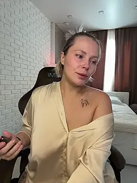 Charming Daphny online show from 21, 11, 2025