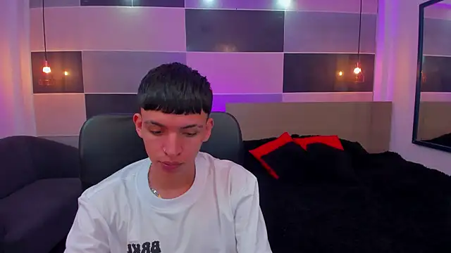 Snapshot of Juan_Nd_Steven chatting on 3, 12, 2024 Juan Nd Steven online show from 3, 12, 2024