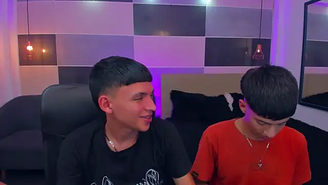 Snapshot of Juan_Nd_Steven chatting on 12, 12, 2024 Juan Nd Steven online show from 12, 12, 2024