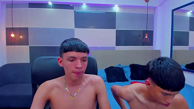 Snapshot of Juan_Nd_Steven chatting on 20, 12, 2024 Juan Nd Steven online show from 20, 12, 2024