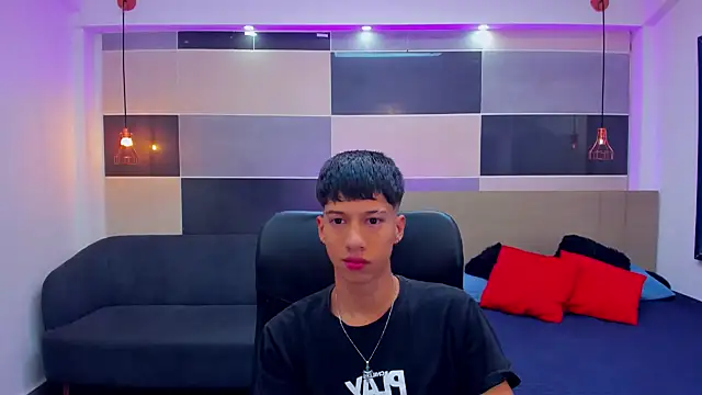 Snapshot of Juan_Nd_Steven chatting on 24, 12, 2024 Juan Nd Steven online show from 24, 12, 2024