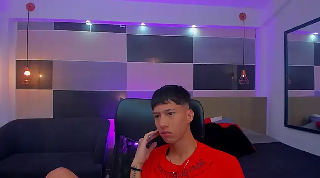 Snapshot of Juan_Nd_Steven chatting on 4, 1, 2025 Juan Nd Steven online show from 4, 1, 2025