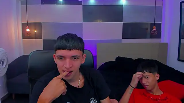 Snapshot of Juan_Nd_Steven chatting on 15, 1, 2025 Juan Nd Steven online show from 15, 1, 2025