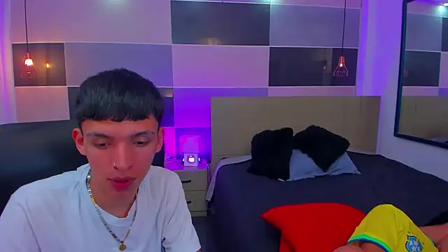 Snapshot of Juan_Nd_Steven chatting on 28, 1, 2025 Juan Nd Steven online show from 28, 1, 2025