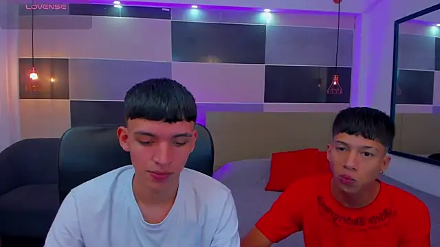 Snapshot of Juan_Nd_Steven chatting on 28, 2, 2025 Juan Nd Steven online show from 28, 2, 2025