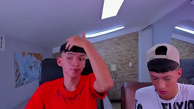 Snapshot of Juan_Nd_Steven chatting on 5, 3, 2025 Juan Nd Steven online show from 5, 3, 2025